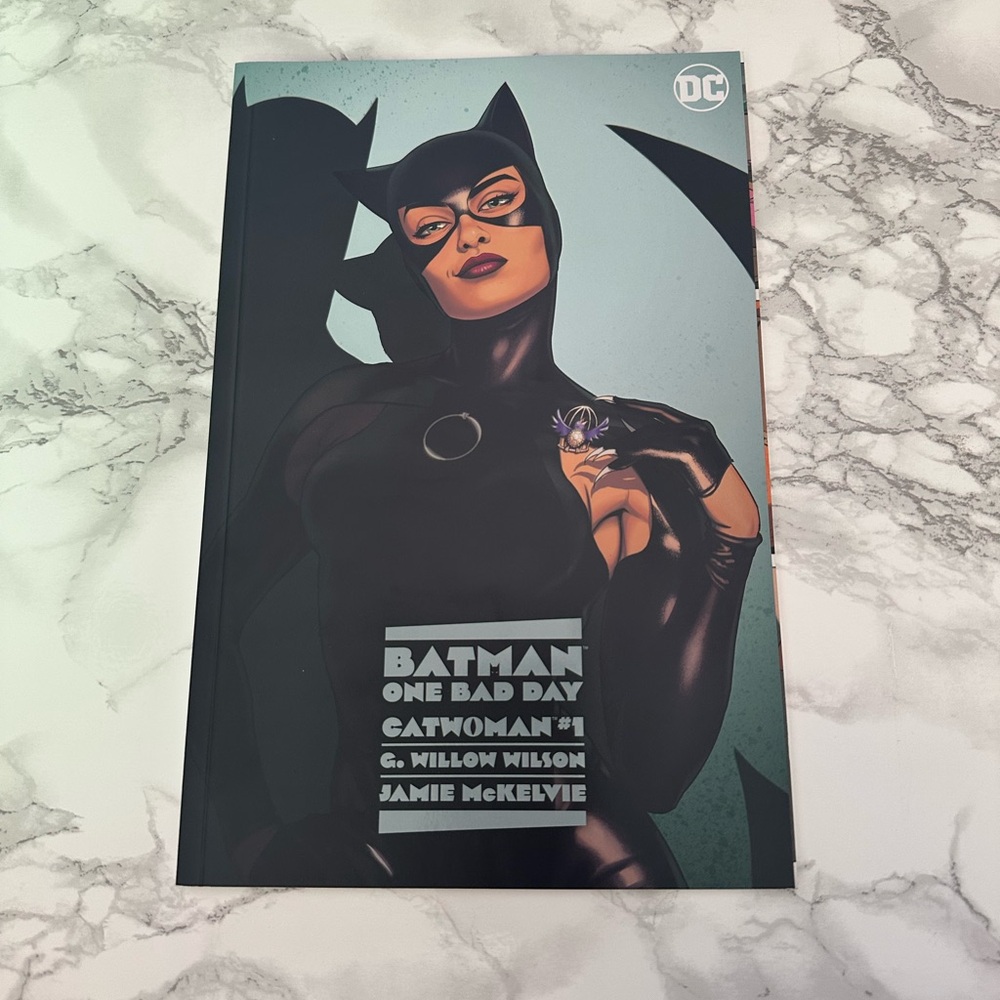 Batman Comic Book Set - Picture 4 of 4